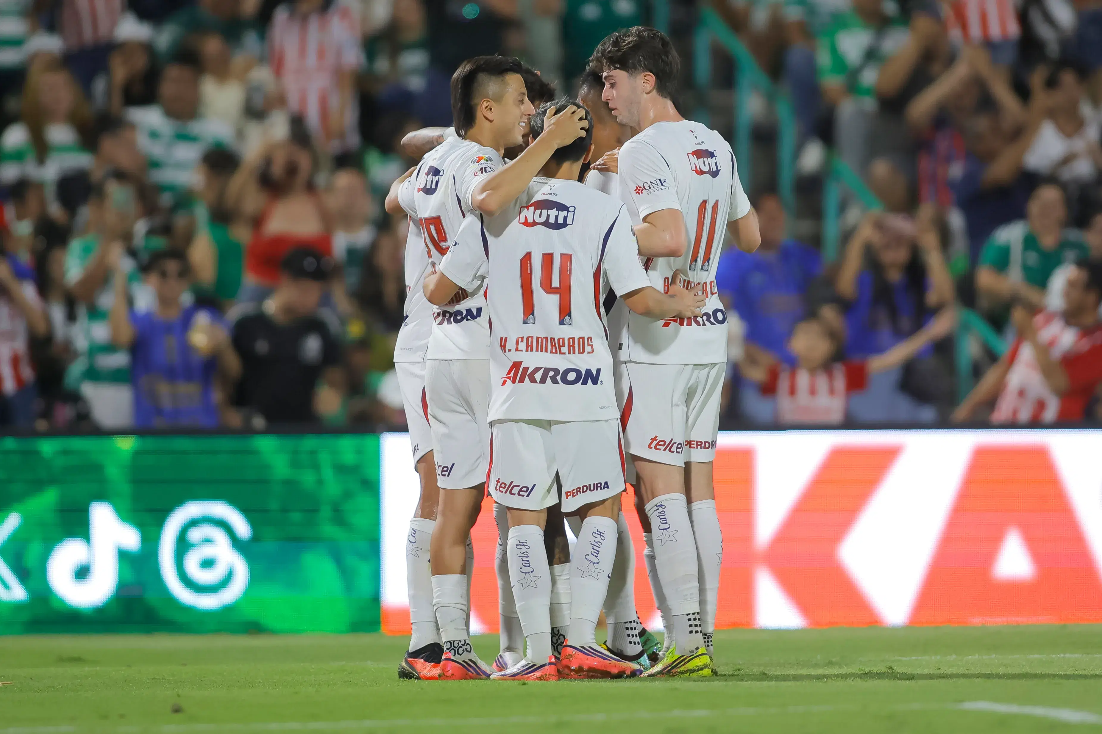 Guadalajara volvió a sumar tres puntos tras vencer a Santos
